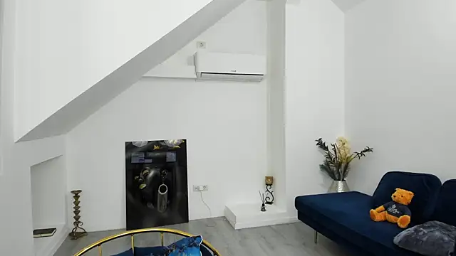 Ranya Evy online show from 09-16-25, 06:20