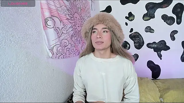 Snapshot of brihanna_cooper chatting on 12-05-25, 01:20 brihanna cooper online show from 12-05-25, 01:20