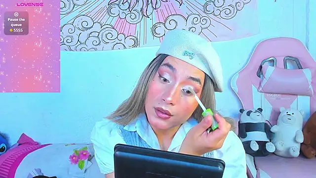 brihanna cooper online show from 04-24-26, 02:08