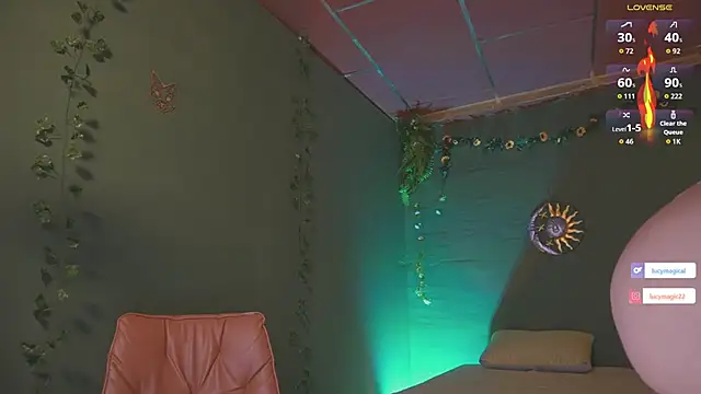 Snapshot of lucymagical1 chatting on 09-18-25, 02:30 lucymagical1 online show from 09-18-25, 02:30