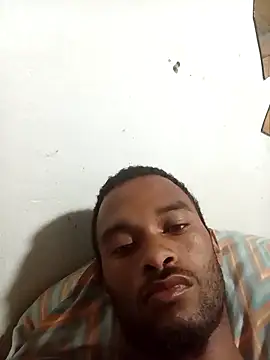 Snapshot of Big10387 chatting on 09-09-25, 05:40 Big10387 online show from 09-09-25, 05:40