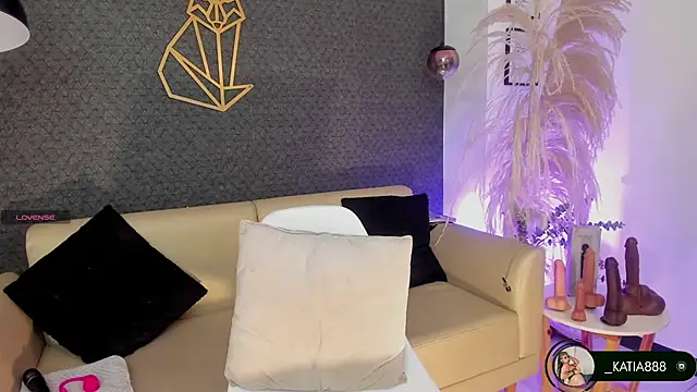 Snapshot of Katia_fire chatting on 03-02-26, 12:35 Katia fire online show from 03-02-26, 12:35