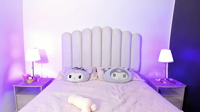 SofieBunnie online show from 09-29-25, 10:14