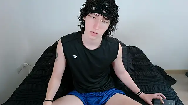 Snapshot of v3niceb1tch chatting on 03-11-26, 07:09 v3niceb1tch online show from 03-11-26, 07:09