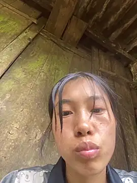 EmLy02 online show from 09-17-25, 04:58