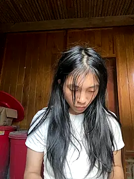 EmLy02 online show from 10-02-25, 09:05