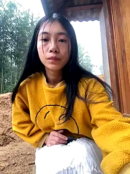 EmLy02 online show from 11-12-25, 12:00