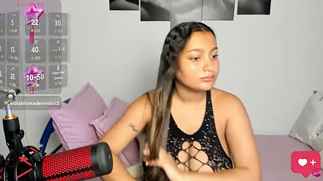 Snapshot of celeste_L29 chatting on 10-05-25, 01:20 celeste L29 online show from 10-05-25, 01:20