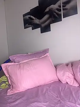 Snapshot of celeste_L29 chatting on 10-12-25, 03:11 celeste L29 online show from 10-12-25, 03:11