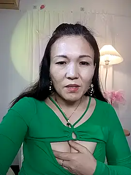 Snapshot of Joanna1122 chatting on 12-20-25, 12:07 Joanna1122 online show from 12-20-25, 12:07