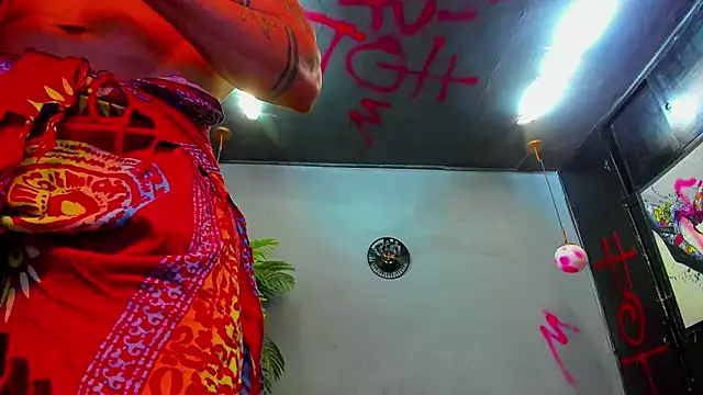 Snapshot of dennis_cox1 chatting on 09-15-25, 10:43 dennis cox1 online show from 09-15-25, 10:43