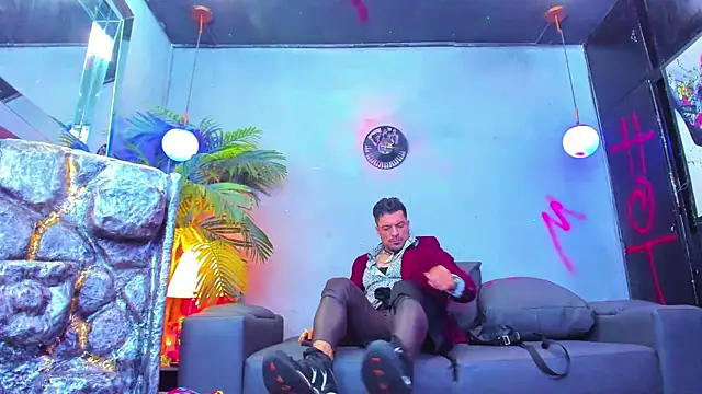 Snapshot of dennis_cox1 chatting on 09-20-25, 04:24 dennis cox1 online show from 09-20-25, 04:24