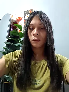 missruffa online show from 04-28-26, 11:04