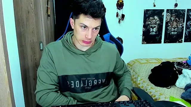 Snapshot of javiersexymann chatting on 12-13-24, 10:55 javiersexymann online show from 12-13-24, 10:55