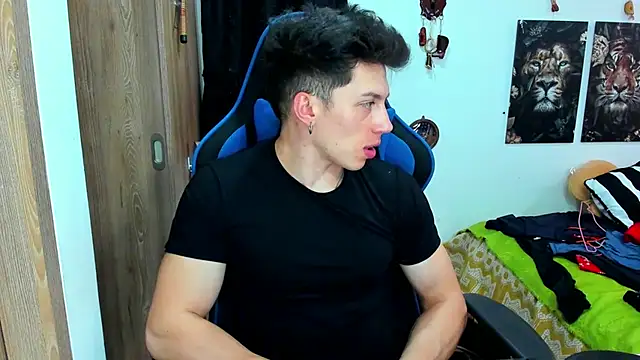 Snapshot of javiersexymann chatting on 12-21-24, 08:54 javiersexymann online show from 12-21-24, 08:54