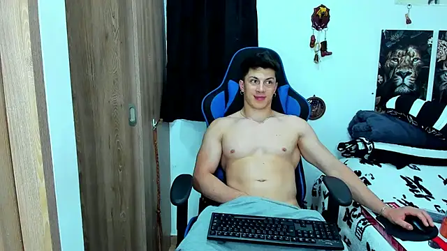 Snapshot of javiersexymann chatting on 02-12-25, 10:26 javiersexymann online show from 02-12-25, 10:26