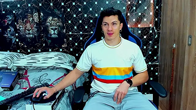 javiersexymann online show from 02-26-26, 06:51