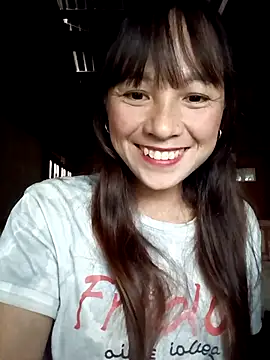 Snapshot of Mini3333 chatting on 10-20-25, 12:44 Mini3333 online show from 10-20-25, 12:44