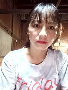 Snapshot of Mini3333 chatting on 10-22-25, 10:09 Mini3333 online show from 10-22-25, 10:09