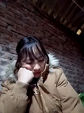 Snapshot of Mini3333 chatting on 11-18-25, 04:50 Mini3333 online show from 11-18-25, 04:50