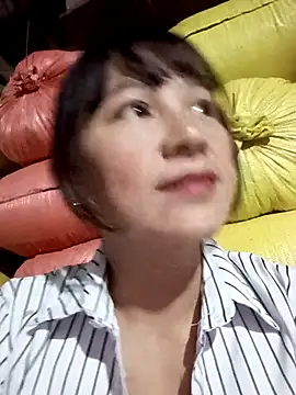 Snapshot of Mini3333 chatting on 11-24-25, 10:26 Mini3333 online show from 11-24-25, 10:26