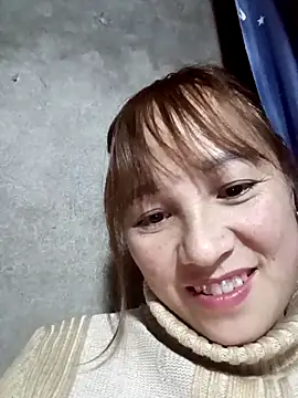 Snapshot of Mini3333 chatting on 02-08-26, 01:14 Mini3333 online show from 02-08-26, 01:14