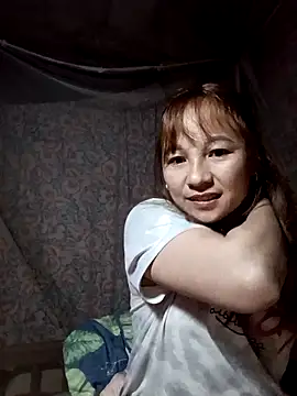 Snapshot of Mini3333 chatting on 02-18-26, 04:47 Mini3333 online show from 02-18-26, 04:47