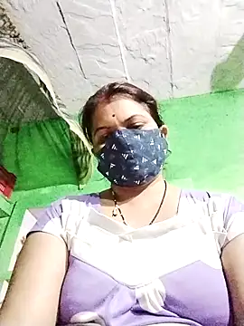 Snapshot of Rajnee33A chatting on 10-31-25, 07:59 Rajnee33A online show from 10-31-25, 07:59