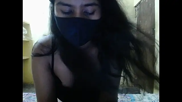 Snapshot of Vanya_7 chatting on 09-11-25, 06:52 Vanya 7 online show from 09-11-25, 06:52