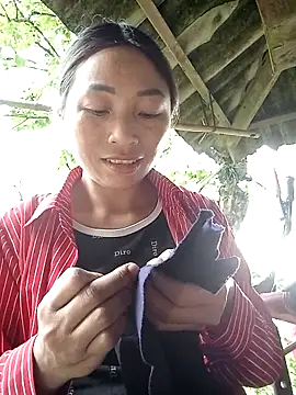 lucybaby00 online show from 04-27-26, 09:07