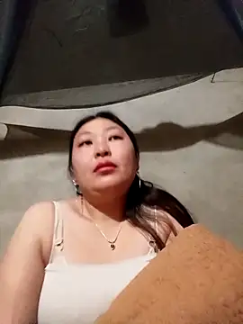 Snapshot of phunphun chatting on 12-18-25, 11:22 phunphun online show from 12-18-25, 11:22