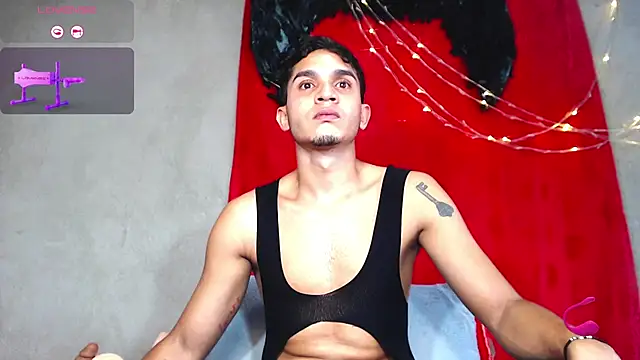 Snapshot of Angel_latinboy chatting on 05-23-26, 02:21 Angel latinboy online show from 05-23-26, 02:21