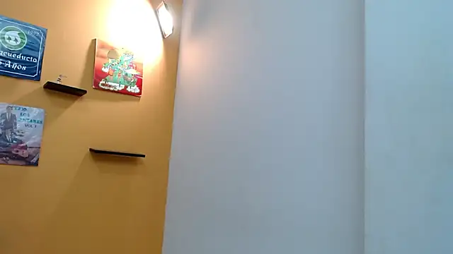 skinnyverus18 online show from 02-11-26, 07:19