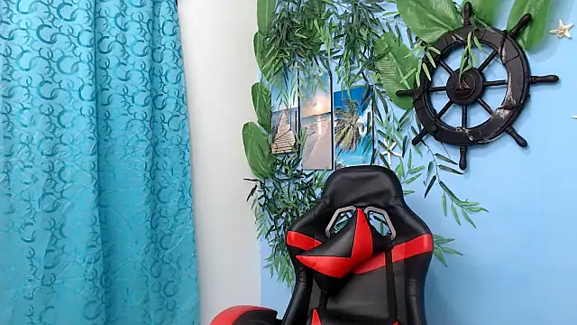 skinnyverus18 online show from 06-13-26, 05:22