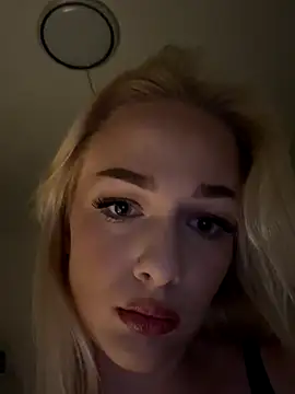 DaryaDoll online show from 12-17-25, 10:16