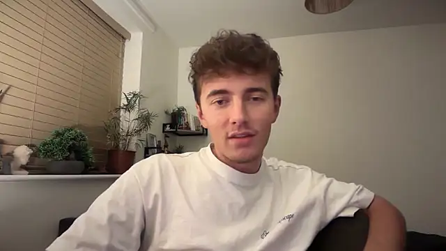 luciancrowe online show from 02-05-26, 01:43
