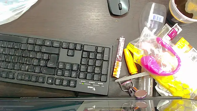 Snapshot of abigail_21_ chatting on 09-12-25, 08:31 abigail 21 online show from 09-12-25, 08:31