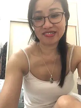 Snapshot of Vitamin_sexy chatting on 09-15-25, 12:38 Vitamin sexy online show from 09-15-25, 12:38