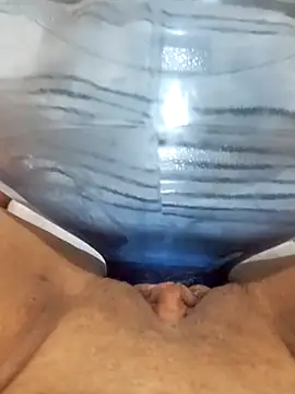 Snapshot of Alevsiz chatting on 01-07-26, 01:08 Alevsiz online show from 01-07-26, 01:08