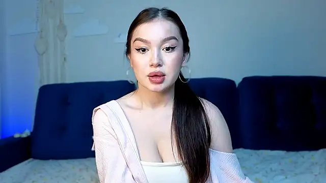 Snapshot of LexeeLuv chatting on 02-26-26, 11:04 LexeeLuv online show from 02-26-26, 11:04