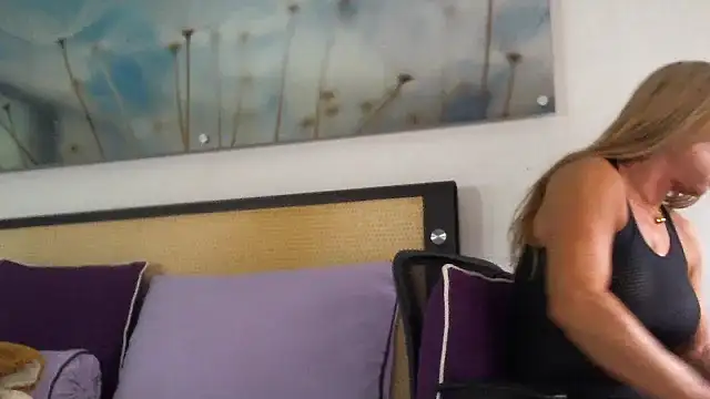 Mirianzapata 1 online show from 05-28-26, 10:18