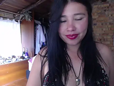 Snapshot of magiadeisis chatting on 10-06-25, 08:50 magiadeisis online show from 10-06-25, 08:50