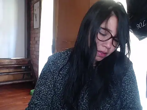 Snapshot of magiadeisis chatting on 12-01-25, 01:05 magiadeisis online show from 12-01-25, 01:05