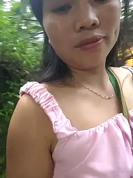 Snapshot of Cklovesu47244 chatting on 10-06-25, 10:34 Cklovesu47244 online show from 10-06-25, 10:34