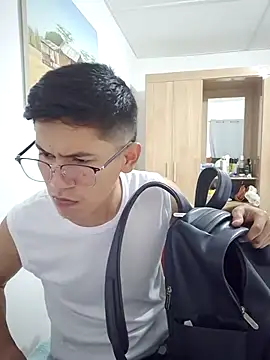 Snapshot of Ajhg98 chatting on 03-20-26, 02:49 Ajhg98 online show from 03-20-26, 02:49