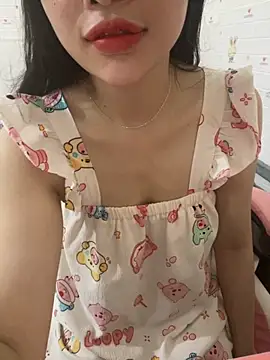 Snapshot of Lissa_xinh09 chatting on 09-26-25, 01:31 Lissa xinh09 online show from 09-26-25, 01:31