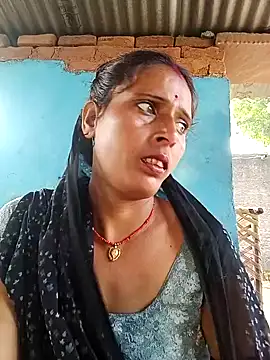 Snapshot of Arti13A chatting on 09-15-25, 02:00 Arti13A online show from 09-15-25, 02:00