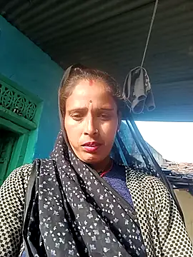 Snapshot of Arti13A chatting on 01-08-26, 10:06 Arti13A online show from 01-08-26, 10:06