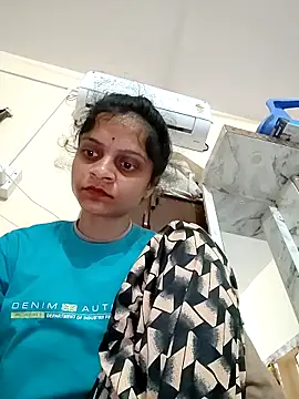 Snapshot of Sonam_dhakad chatting on 12-15-25, 06:23 Sonam dhakad online show from 12-15-25, 06:23