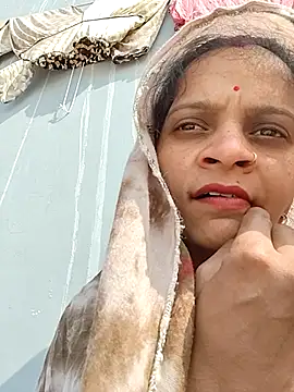 Snapshot of Sonam_dhakad chatting on 01-12-26, 06:51 Sonam dhakad online show from 01-12-26, 06:51